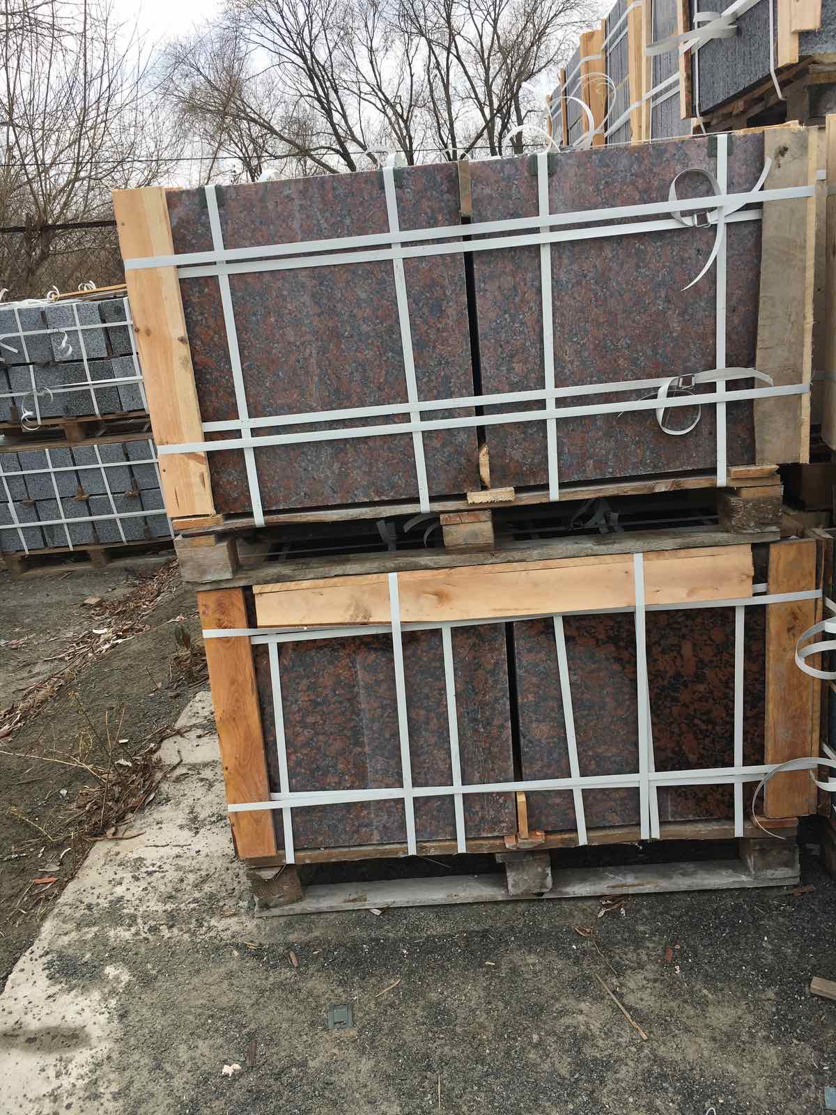 Rosso Santiago Granite Tiles (60×60×2 cm)