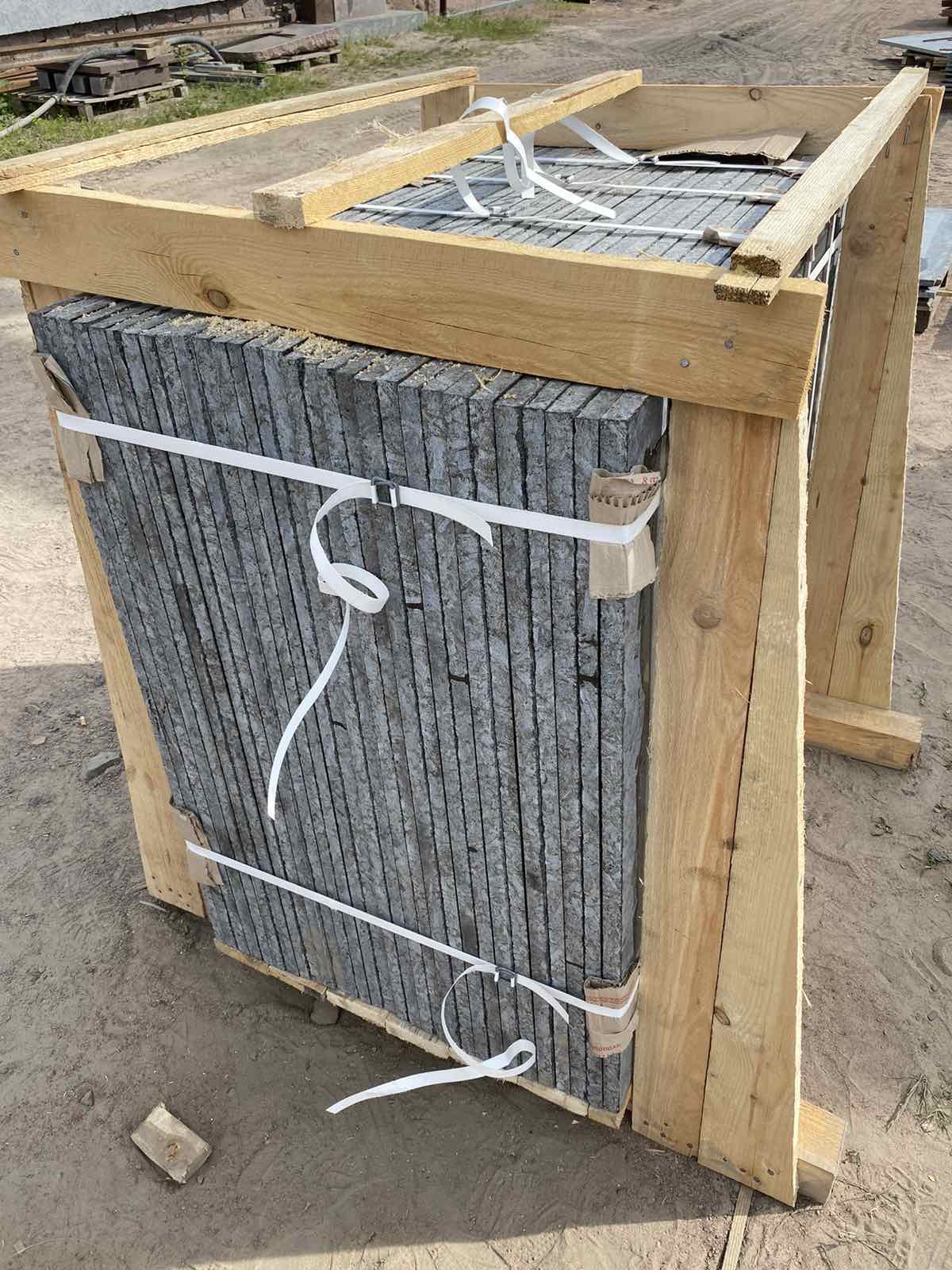Flamed Labradorite Tiles (60×30×3 cm)